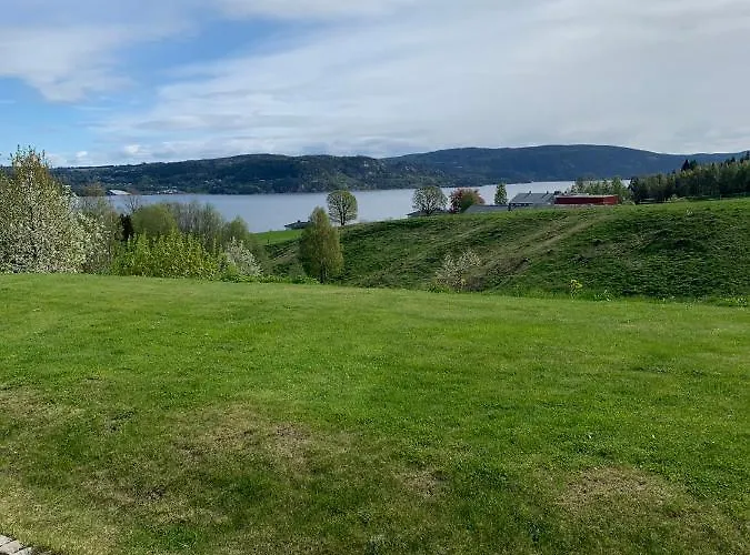 公寓 Great At Askollen In With Free Parking